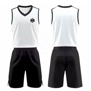 Conjunto de Uniforme de Baloncesto Transpirable Hecho en Pakistán para Verano con Pantalones Cortos de Sublimación de Color Personalizado e Impresión de Logotipo Personalizado - Product Image 1