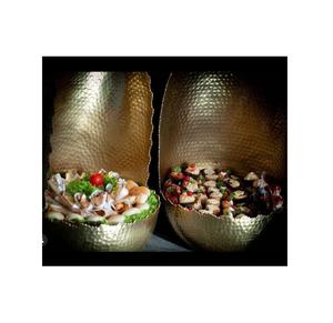 Présentoir de desserts pour mariages ou fêtes d'anniversaire Bol à chocolat doré au design fabuleux en bol martelé pour hôtel - Product Image 1