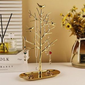 Support de bijoux en métal de qualité supérieure fait main avec surface lisse adapté aux espaces domestiques de luxe - Product Image 5