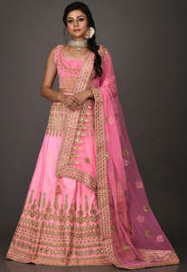 2025 concepteur lourd broderie travail Banjara ethnique soie Lehenga Choli indien et pakistanais fête porter pour dames - Product Image 3