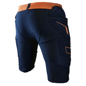 Nouveaux shorts de paintball pour équipes sportives - Entièrement personnalisés, fabriqués au Pakistan, haute qualité, logo personnalisé, entraînement sportif paintball - Product Image 5