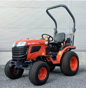 รถแทรกเตอร์ขนาดกะทัดรัด181 B1ของ Kubota สำหรับงานฟาร์มขนาดเล็กใช้ในสภาพที่ดีเยี่ยมพร้อมเครื่องเก็บเกี่ยวข้าวโพดข้าวสาลีและถั่วลิสงขาย - Product Image 5