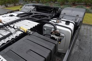 CAMIÓN VOLQUETE USADO 2017 M A N TGX 18.460 4X2, XLX AUTOMÁTICO, RETARDADOR, EURO6 HYDRO 500HP 299.000KM DIÉSEL, TRANSMISIÓN MANUAL - Product Image 5