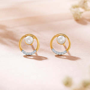 Pendientes de Aro con Diamantes de Corte Esmeralda en Oro de 14k, Oro Rosa, Oro Blanco o Oro Amarillo - Joyería de Compromiso Moderna - Product Image 1