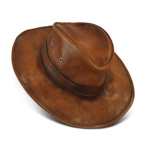 Moda de cuero Nuevo diseño Sombrero de cuero/Sombrero deportivo sin estructura con logotipo personalizado bordado - Product Image 3