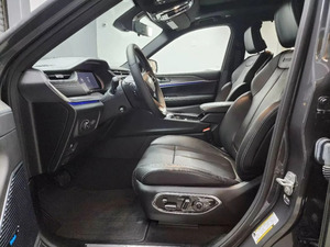 NOUVEAU EN STOCK Voitures d'occasion Jeep Grand Cherokee 2021, Propre, Aucun dommage, Meilleur <span class=keywords><strong>prix</strong></span>, <span class=keywords><strong>Prix</strong></span> abordable, Commande en gros possible - Product Image 4