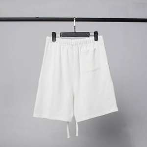 Pantalones Cortos Casuales de Verano para Hombre al por Mayor, 100% Algodón, Color Negro Oscuro, Logotipo Personalizado, Cintura Elástica Tejida, Largo hasta la Rodilla, Sólidos - Product Image 2