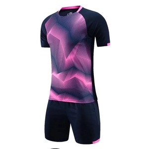 Uniforme de maillot de football OEM de haute qualité pour l'entraînement de vêtements en stock avec impression de nom maillot de vêtements de sport - Product Image 5