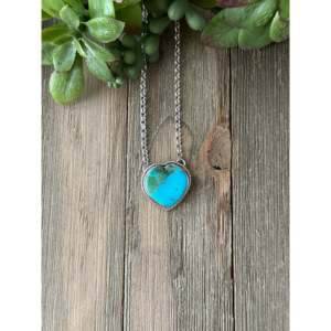 Collier Cœur Vintage en Argent Sterling Plaqué Rhodium avec Turquoise et Chaîne à Maillons Ornée de Diamants - Product Image 1