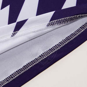 Protège-éruptions cutanées à manches longues pour hommes avec tissu lisse pour le fitness ou la natation pour les activités de plein air avec tissu rafraîchissant - Product Image 5