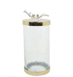 Recipiente de vidrio clásico con tapa dorada para el almacenamiento de alimentos y condimentos en la cocina del hogar Estilos de cubierta - Product Image 4