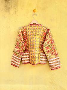 Veste en coton style kimono matelassée réversible à motifs floraux imprimés à la main en Inde pour femmes, toutes saisons, décontractée, boutonnée - Product Image 4