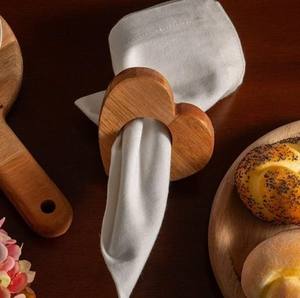 Anneaux de serviette en bois portables pour la décoration de table, anneaux de serviette en bois naturel, anneaux de serviette en bois de chêne, anneaux de serviette en bois faits à la main - Product Image 1
