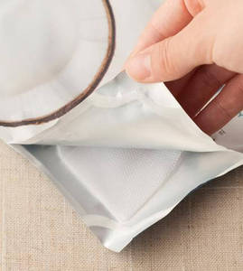 Faites l'expérience de la transformation luxueuse de votre peau avec notre masque à la noix de coco fini biologique et de qualité supérieure pour une hydratation en profondeur - Product Image 4