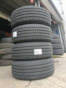 Pour LandCruiser 70e Anniversaire Édition Spéciale Voiture d'occasion Diesel Conduite à gauche Sièges en cuir foncé Traction avant Pneus R17 Pour LandCruiser 70e - Product Image 6