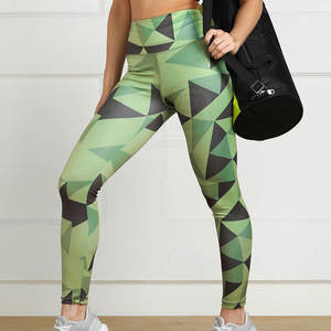 Legging pour femme personnalisé, style unique, respirant, en Spandex et Polyester, taille mi-haute, avec logo, toutes saisons, pour le fitness et les loisirs. - Product Image 4