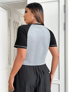 Vente en gros de crop tops personnalisés 100% coton, tissu doux, t-shirt blanc de haute qualité, crop top pour femmes, crop top d'été - Product Image 2