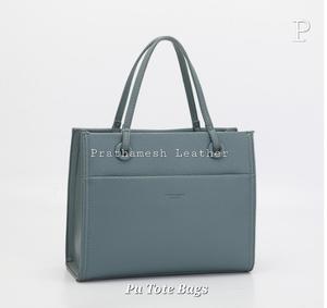 Sacs fourre-tout personnalisables 2025 pour femmes fermeture à glissière en cuir synthétique PU pour un usage quotidien et transporter des essentiels en déplacement - Product Image 6