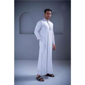 Túnica Tradicional Musulmana de Alta Calidad 2025, Thobe para Hombres Árabes, Talla Grande, Thobe Bordado - Product Image 1