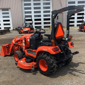 Tractor Kubota BX2680 4WD con cargador frontal LA344, segadora central de 60 pulgadas con transmisión hidrostática de 2 velocidades, enganche de 3 puntos y toma de fuerza de 540 rpm. - Product Image 3