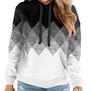 Sweats à capuche modernes pour femmes avec ourlet court en coton respirant brossé poignets côtelés manches surdimensionnées et design doux et décontracté - Product Image 6