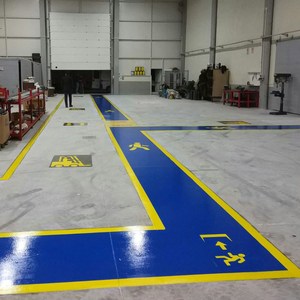 Conjunto de 10 Pinturas Acrílicas para Demarcación Vial Constance a Base de MMA, 25 kg, Color Blanco - Product Image 4