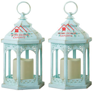 Lanterne en métal à suspendre Lanterne en fer plaqué laiton Décor de mariage et de couloir Lanterne en verre suspendue au design percé - Product Image 5