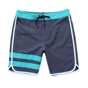 Vêtements de plage décontractés personnalisés pour hommes, shorts d'été en polyester, shorts imprimés avec poches pour hommes - Product Image 3
