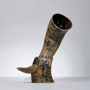 Corne à boire Viking à gravure Antique polie corne à boire viking naturelle de haute qualité - Product Image 2