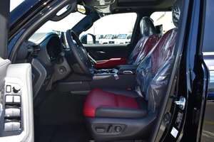 Nuevo TOYOTA LAND CRUISER - Product Image 3