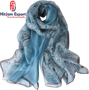 Bufandas de impresión digital personalizadas Servicio de etiqueta blanca de tela Suministro a granel de alta calidad MOQ bajo Ideal para reconocimiento de marca - Product Image 5