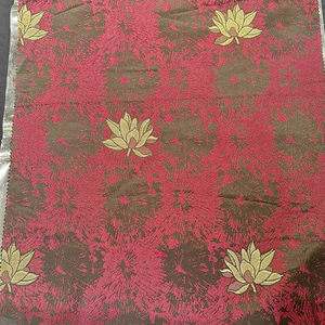 Tissu satin jacquard ultra doux 100% polyester Séchage rapide Respirant Fil métallique spécial Abaya Vin pour filles 9 PK 1323 Vêtements - Product Image 1