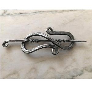 Colgante de collar de acero inoxidable Vintage para hombre, llavero de hoja de Metal forjado a mano, nuevo diseño, joyería de moda para bodas - Product Image 5