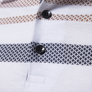 T-shirts polo respirants haute tendance fabriqués avec un tissu unique à vendre t-shirts polo au design unique pour hommes service OEM - Product Image 2