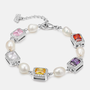 Elegante Brazalete de Tenis Unisex con Dijes de Diamantes Dorados - Regalo - Product Image 2