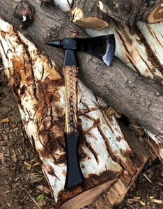 Precio de fábrica Uso multiusos Mango de madera de diferentes colores Ejes de acero damasco Diseño más popular de alta calidad Ejes Damasco - Product Image 1