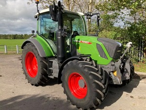 Tractor Agrícola Fendt 724 Vario 2019 de Alto Rendimiento y Eficiencia Superior - 240HP, Transmisión por Engranajes, Motor con Tecnología Avanzada/Cojinetes de Primera Calidad - Product Image 2