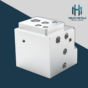 Bloque de Aluminio CNC con Múltiples Orificios Roscados, Aleación Premium, Resistencia, Precisión, Confiabilidad, Aplicaciones Industriales Exigentes - Product Image 1