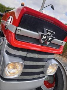 รถแทรกเตอร์มือสอง Massey Ferguson 45 แรงม้า พร้อมจำหน่ายในราคาถูก จัดส่งรวดเร็ว มีสินค้าในสต็อก ซื้อเลย อุปกรณ์คุณภาพสำหรับฟาร์มของคุณ - Product Image 3