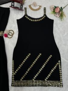 Juego de lujo Faux Georgette Sharara con Micro interior y hilo de lentejuelas cosido completo con margen XXL y mangas adicionales - Product Image 6