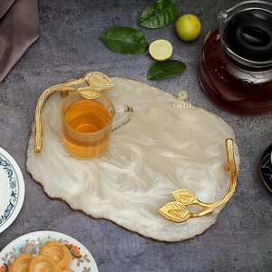 Bandeja de resina de diseño moderno Bandejas para servir de último diseño Mango de metal Utensilios de cocina Artículo de mesa Ecológico a precio al por mayor 2025 - Product Image 5