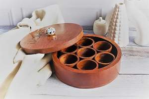 Boîte à épices en bois naturel faite à la main Durable passe au lave-vaisselle personnalisable pour la maison cuisine cadeau utilisation élégante Masala Dabba Multiple - Product Image 6