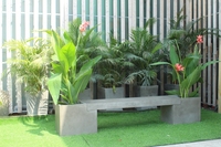 Banc d'extérieur moderne et léger en béton avec 2 jardinières pratiques, écologique et résistant à l'eau pour jardins, parcs et patios