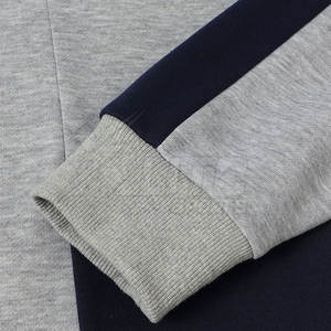 Sweat-shirt d'hiver pour homme de haute qualité avec tissu durable, coupe régulière, motif uni, conçu pour le confort dans les environnements décontractés - Product Image 4