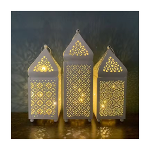 Vente chaude Fantaisie Table Top Noir Décoratif Fer Designer T Lumière Titulaire Feuille D'or Avec Noir Couleur À La Main Personnalisé Votive - Product Image 2