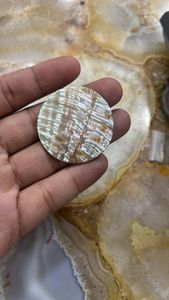 Disques de coquillages d'ormeau naturels faits sur mesure, bleus, en tailles personnalisées pour les créateurs de bijoux et les magasins de perles - Product Image 3