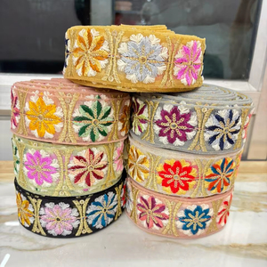 Dentelle florale africaine à haute densité avec sequins, applique élégante perlée, écologique pour robes de mariée - Product Image 1