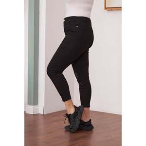 Jeans en denim noir grande taille RMG avec embellissements en pierres - Pantalon droit confortable en mélange de coton pour femmes - Product Image 3