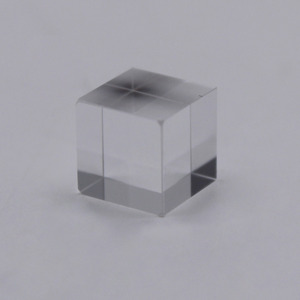 Prisma Óptico Personalizado de Silica Fundida em Ângulo Reto Redondo com Revestimento AR e Suporte Personalizado - Product Image 3