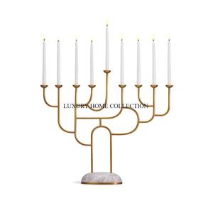 Bougies éclaircissantes en aluminium en forme de fleur à conception standard Meilleure vente Décoration de table antique Chandelier d'intérieur - Product Image 4